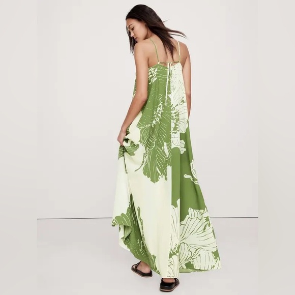 Banana Republic Matte 100% Silk Cross-Front Maxi Dress Green Floral Size XL $350 - Picture 3 of 12